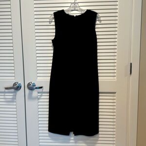 Classic Black Sleeveless Shift Dress